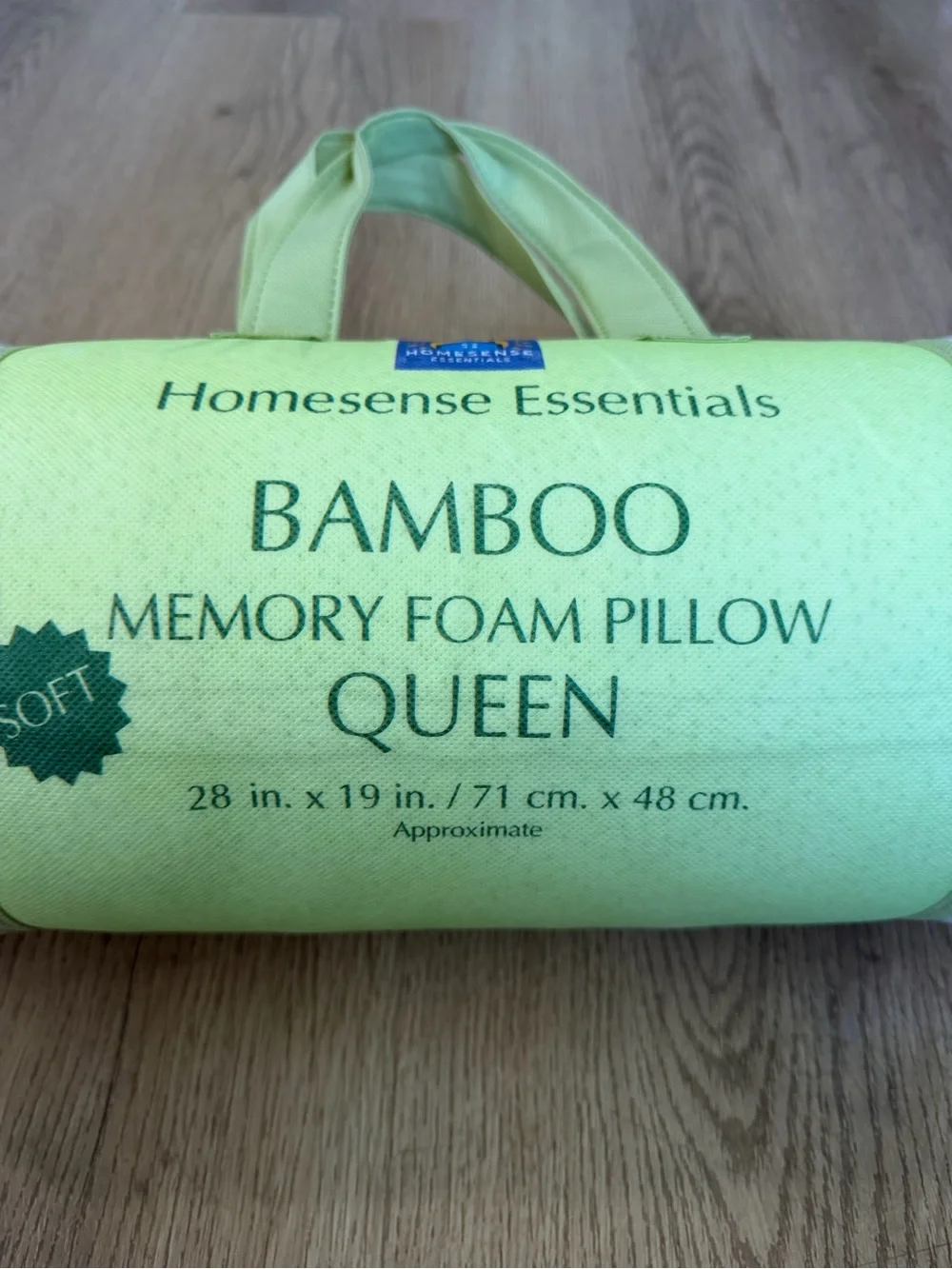 BAMBOO Memory Foam Pillow in Light Green - Queen